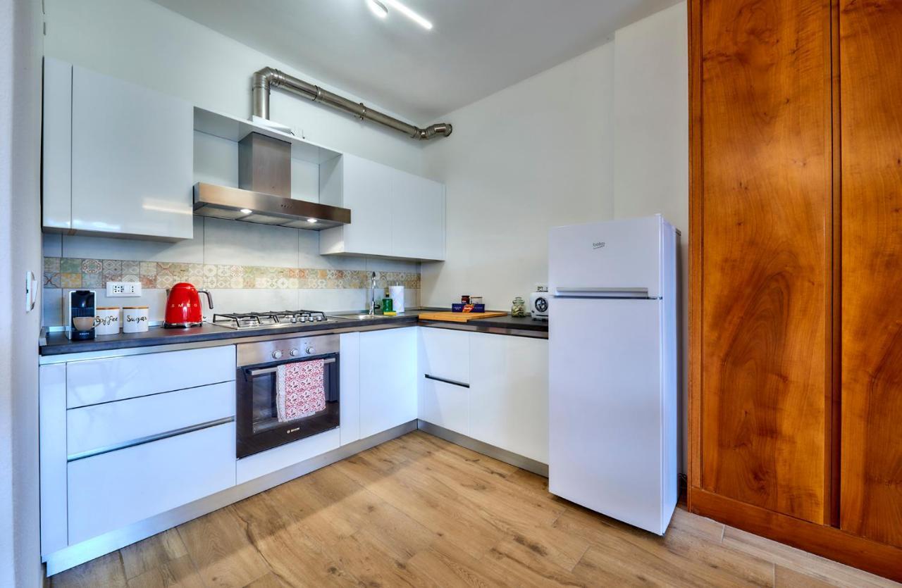 La Casa Di Lucia Apartment Lierna Luaran gambar