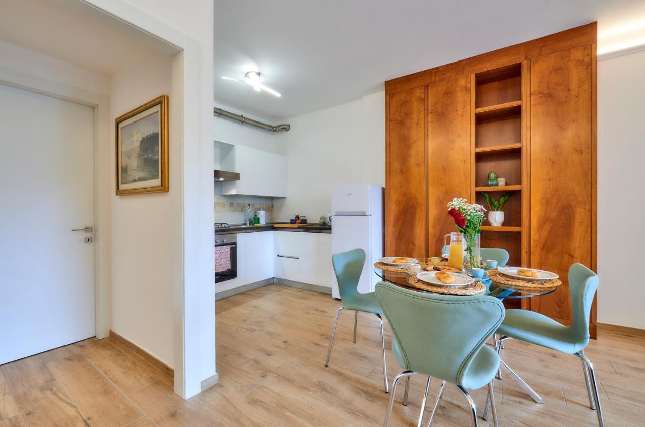 La Casa Di Lucia Apartment Lierna Luaran gambar
